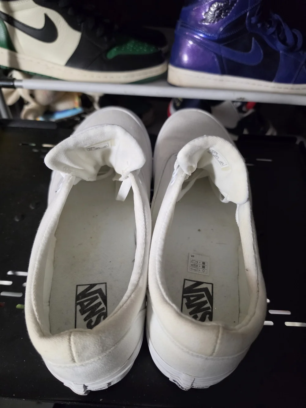 🔥 Vans Men Size 10.5 Classic Low White Canvas Sneakers
